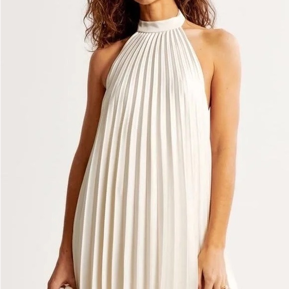 Abercrombie & Fitch Elegant Cream Halter Dress - Picture 1 of 7